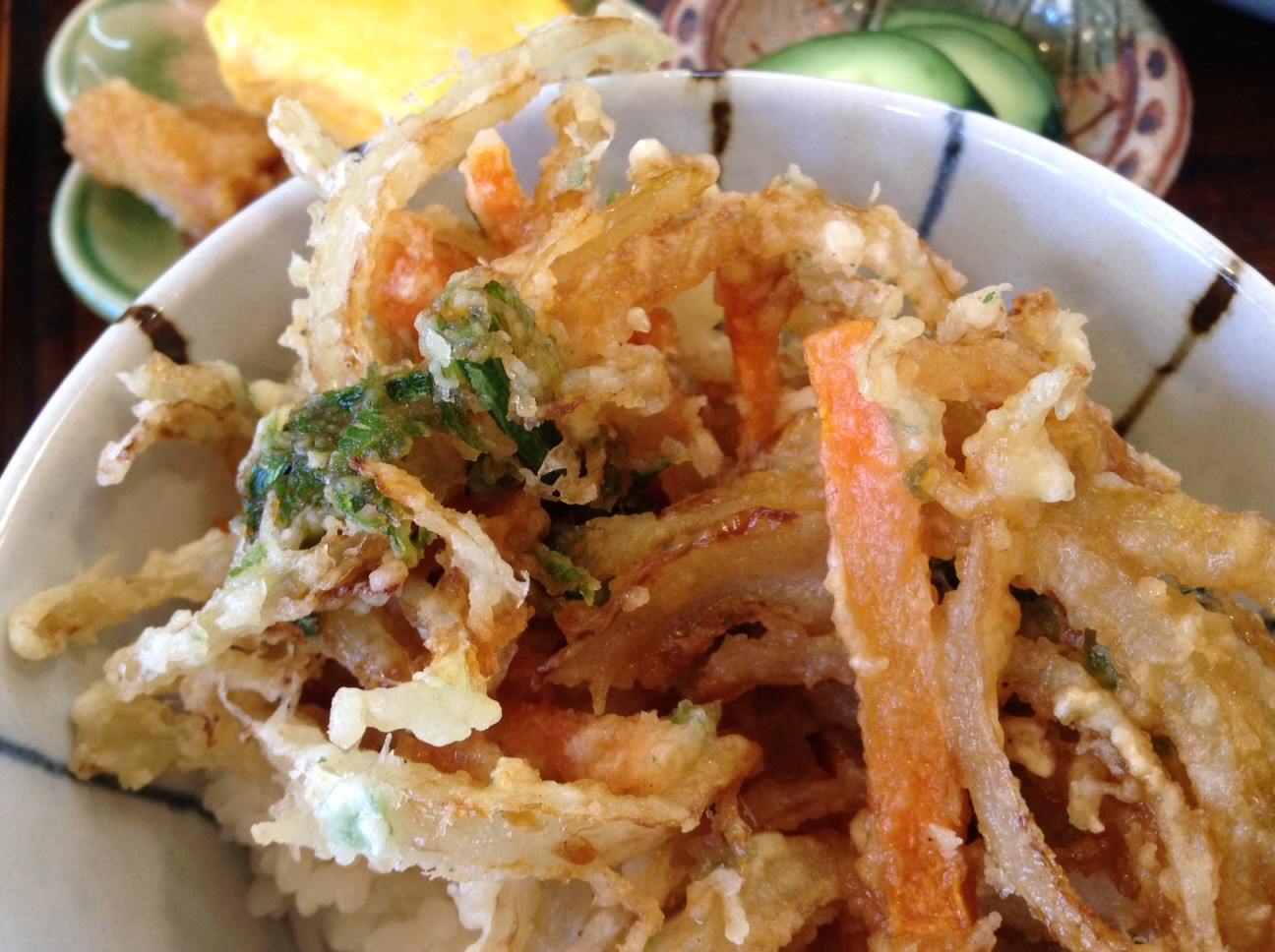 おろし蕎麦のセットにつく野菜天丼